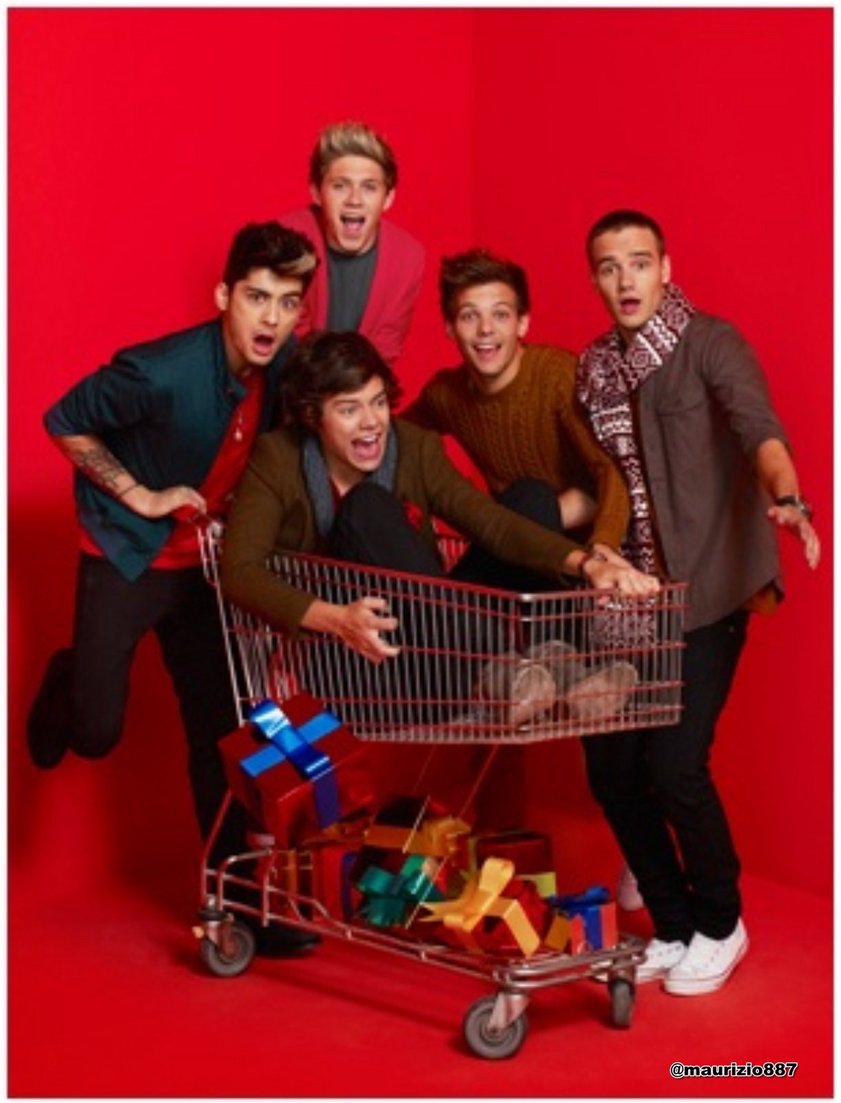 one-direction-New-Christmas-photoshoot-2012-one-direction-32780453-1221-1600-1